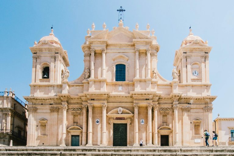 Tour di Noto e Siracusa con mezzo privato